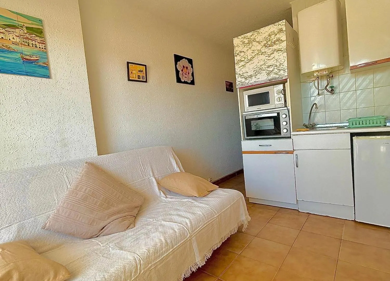 Les Pieds Dans L Eau Apartment Empuriabrava Spain